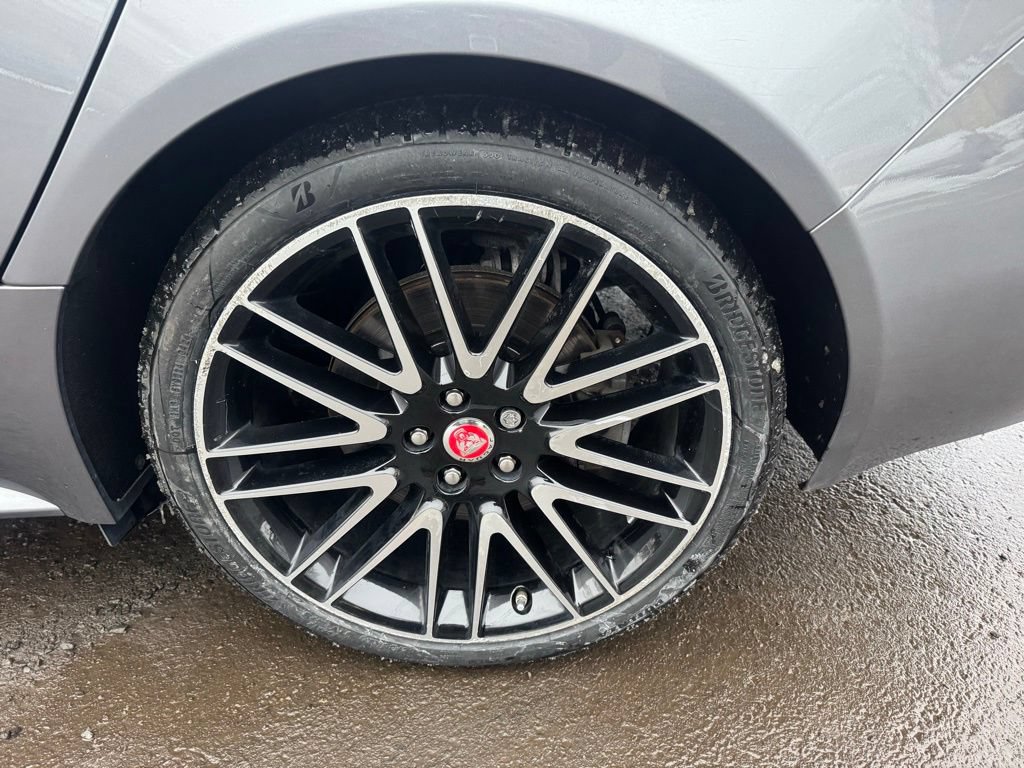 Used 2020 Jaguar XF Checkered Flag AWD/4WD image 19