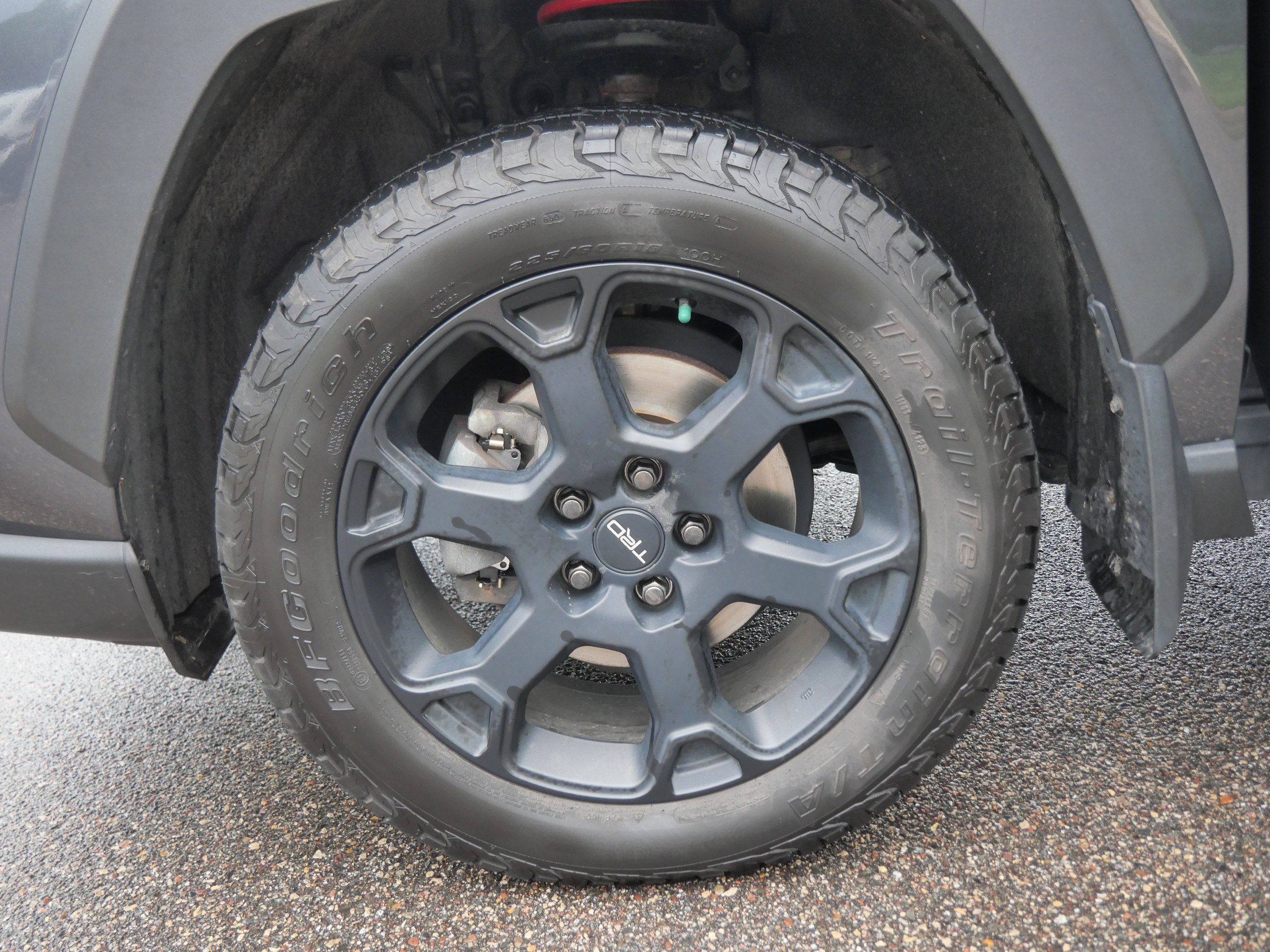 Used 2020 Toyota RAV4 TRD Off-Road w/ TRD Off-Road Weather Package AWD/4WD image 16