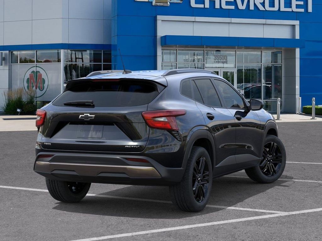 New 2026 Chevrolet Trax ACTIV w/ Sunroof Package FWD image 4