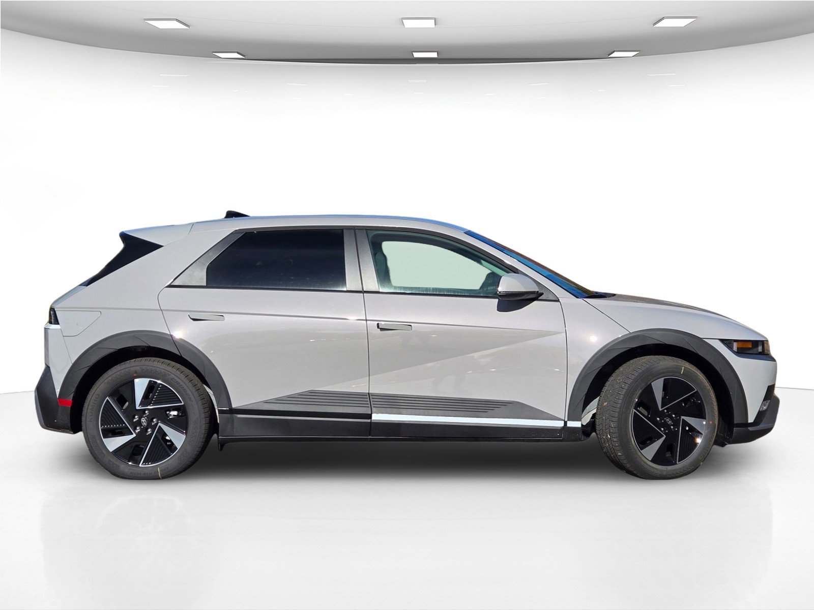 New 2026 Hyundai Ioniq 5 SEL image 8