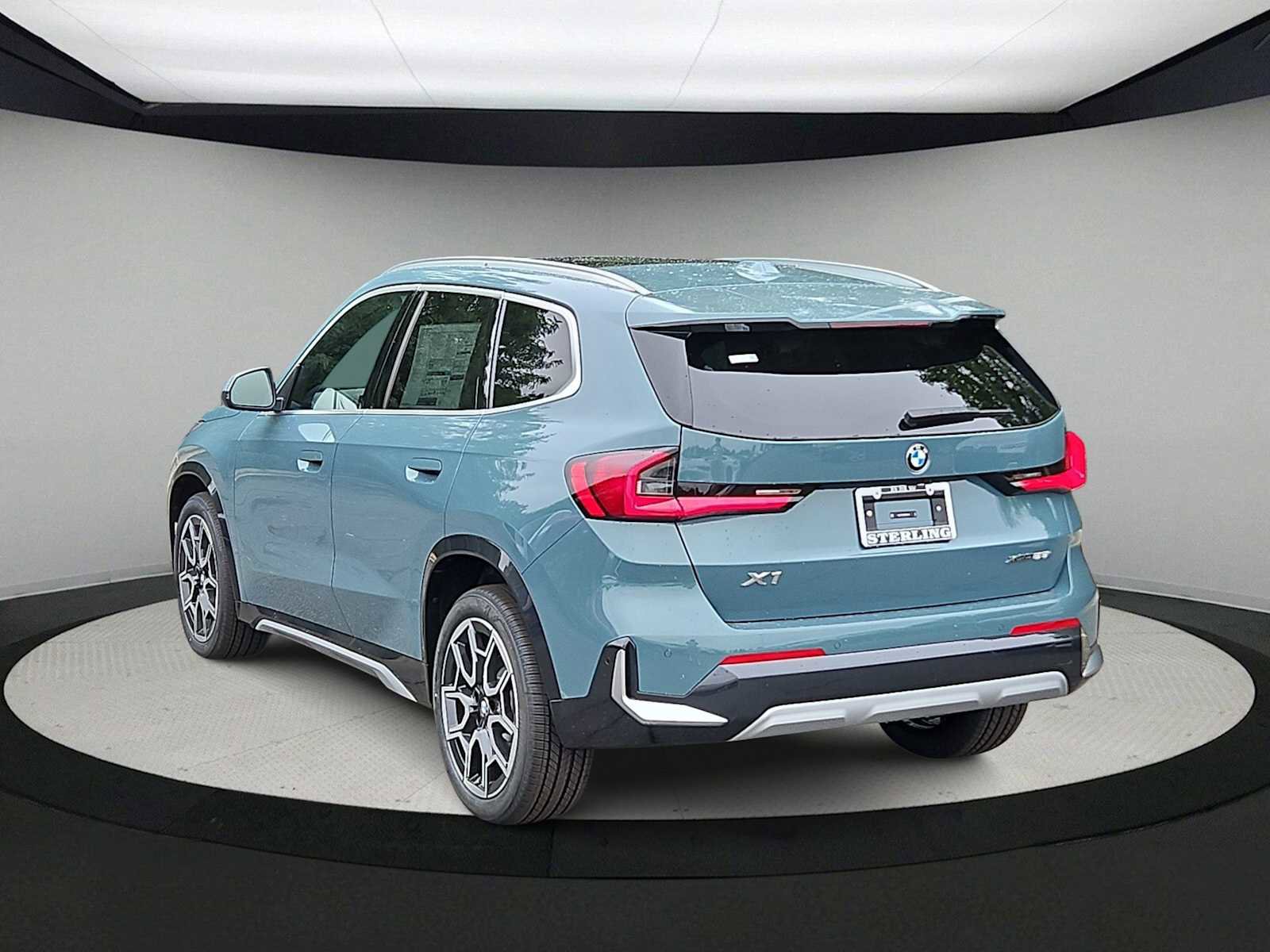 Used 2025 BMW X1 xDrive28i w/ Convenience Package image 6