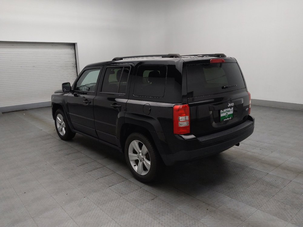 Used 2016 Jeep Patriot Latitude FWD image 5