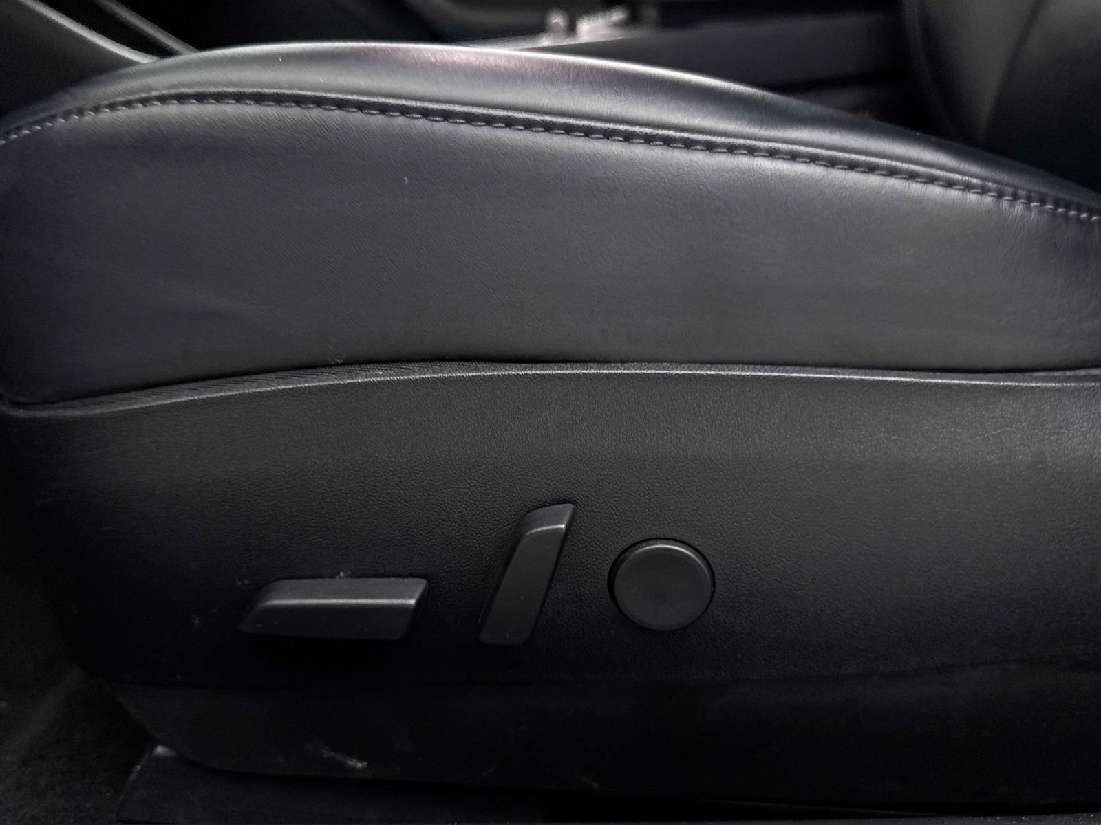 Used 2018 Tesla Model 3 Long Range RWD image 29