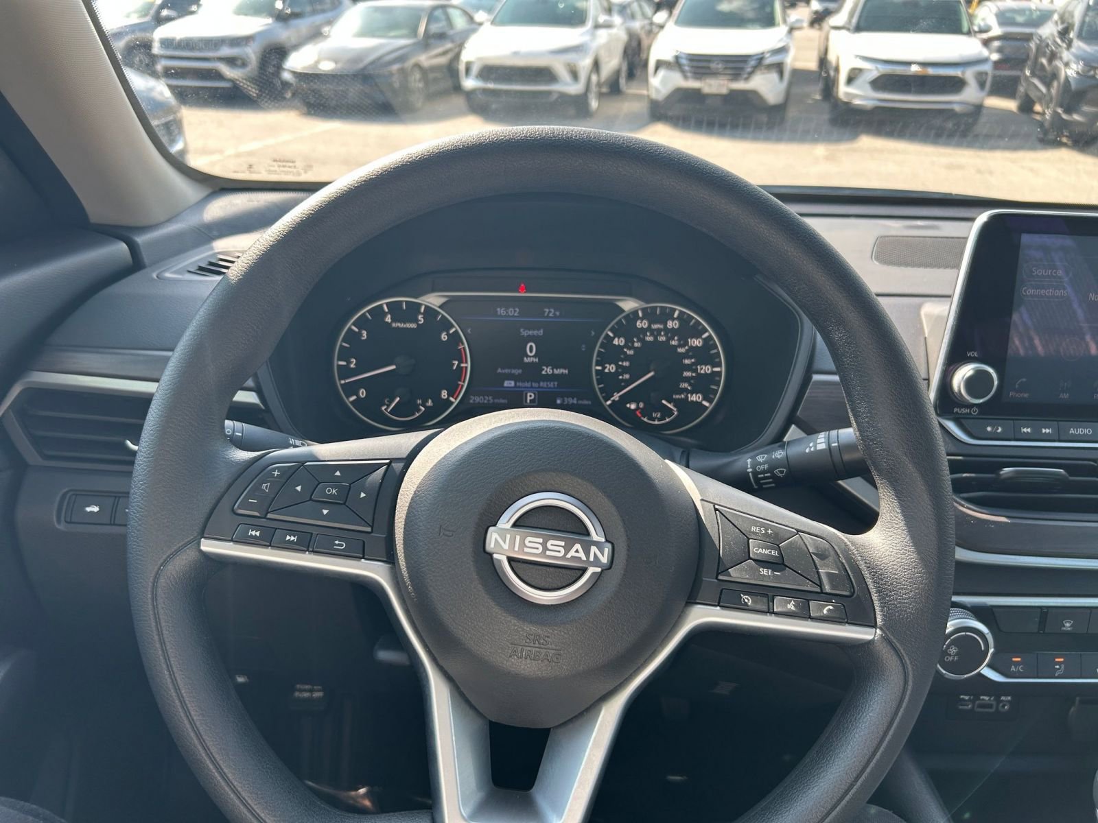 Used 2025 Nissan Altima 2.5 SV FWD image 29