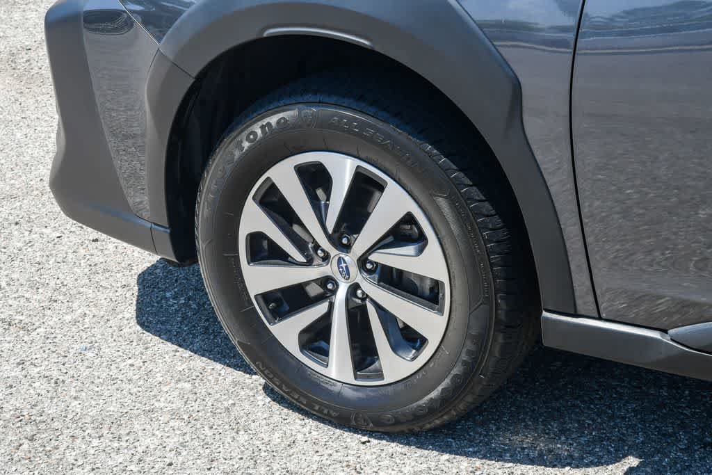 Used 2023 Subaru Outback Premium AWD/4WD image 10