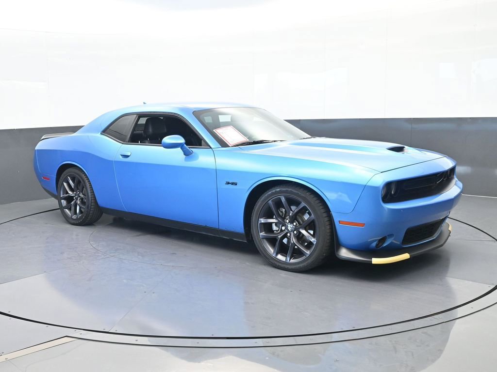 Used 2023 Dodge Challenger R/T w/ Plus Package image 8