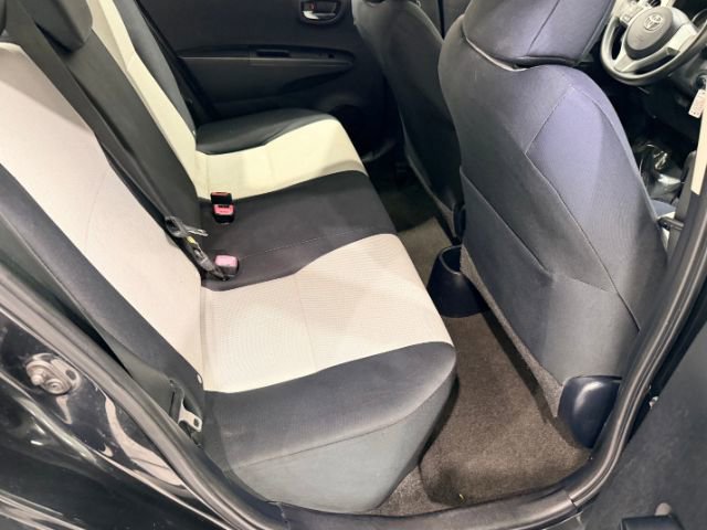 Used 2013 Toyota Yaris LE image 20