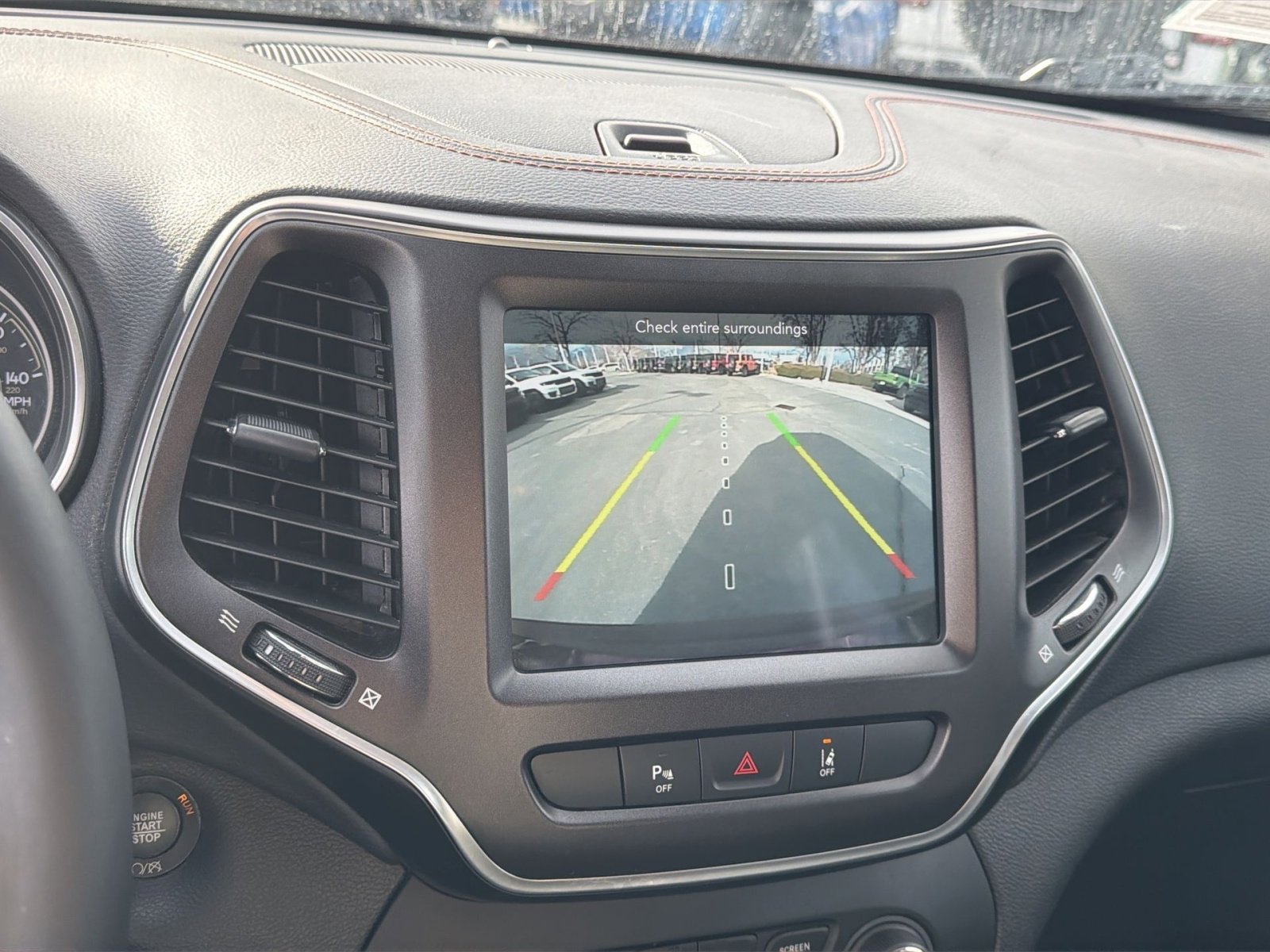 Used 2021 Jeep Cherokee Trailhawk w/ Comfort/Convenience Group image 26