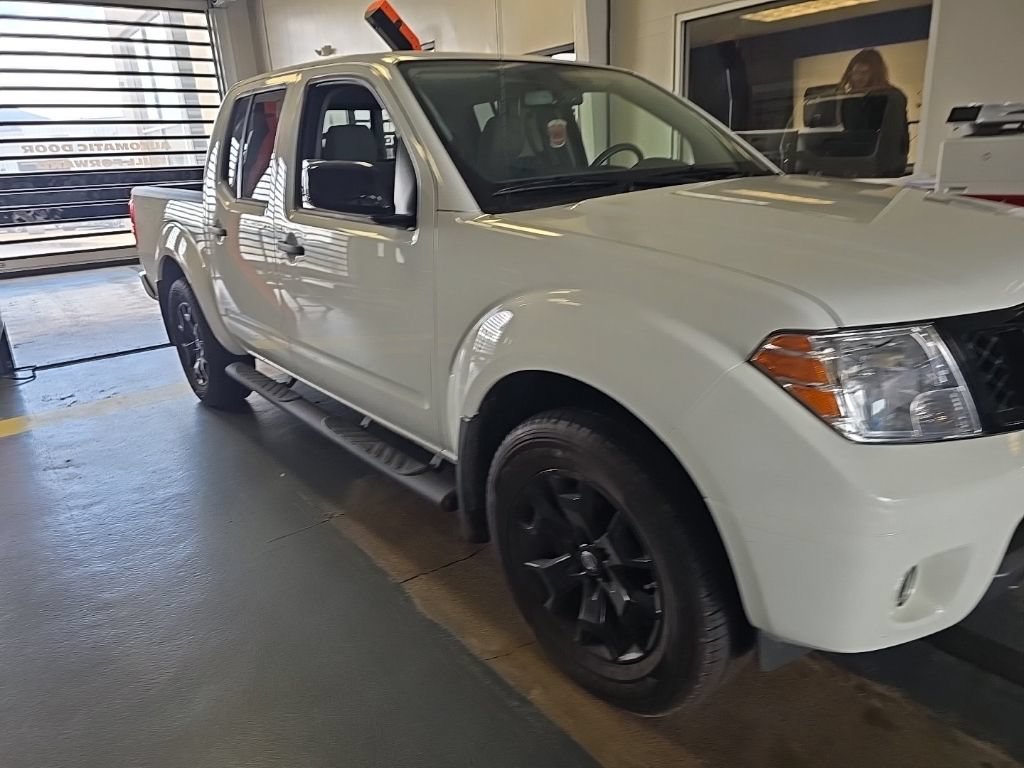 Used 2019 Nissan Frontier SV w/ Value Truck Package AWD/4WD image 2