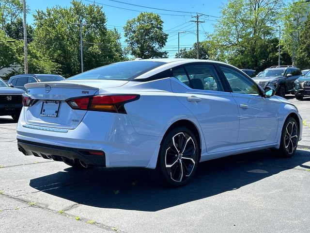 Certified 2023 Nissan Altima 2.5 SR w/ SR Premium Package AWD/4WD image 2