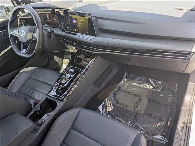 Used 2024 Volkswagen Golf R image 24