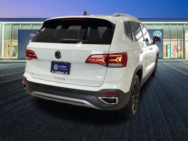 Certified 2023 Volkswagen Taos SE w/ Black Wheel Package image 16