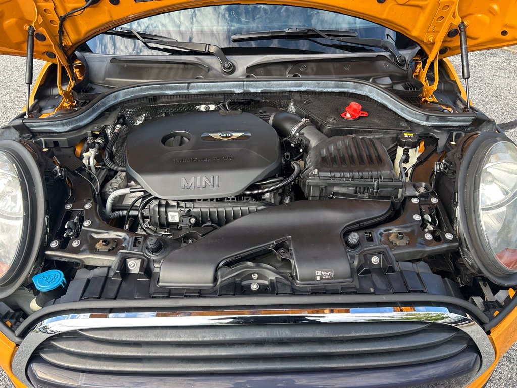 Used 2016 MINI Cooper 2-Door Hardtop FWD image 14