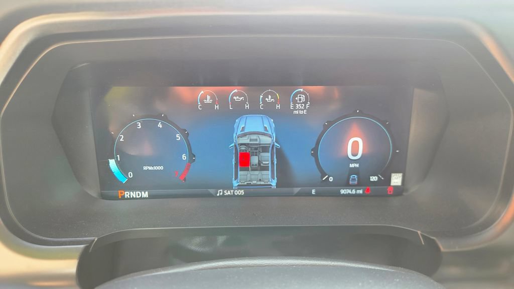 Used 2025 Ford F150 Lariat w/ Equipment Group 502A High AWD/4WD image 18