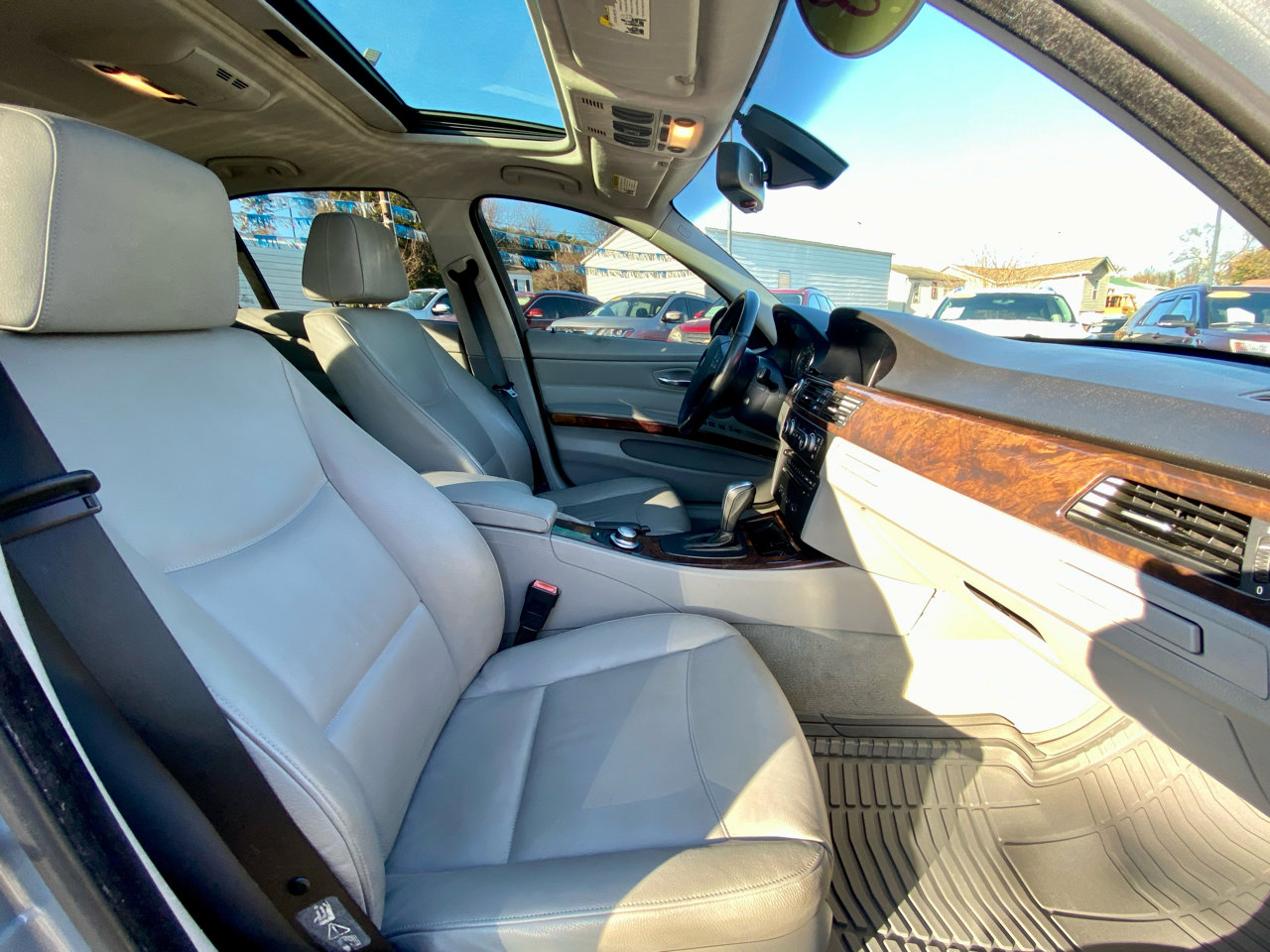 Used 2008 BMW 328xi Sedan image 9