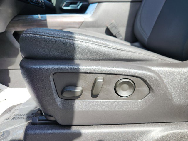 Used 2024 Chevrolet Silverado 3500 LTZ w/ LTZ Premium Package image 39