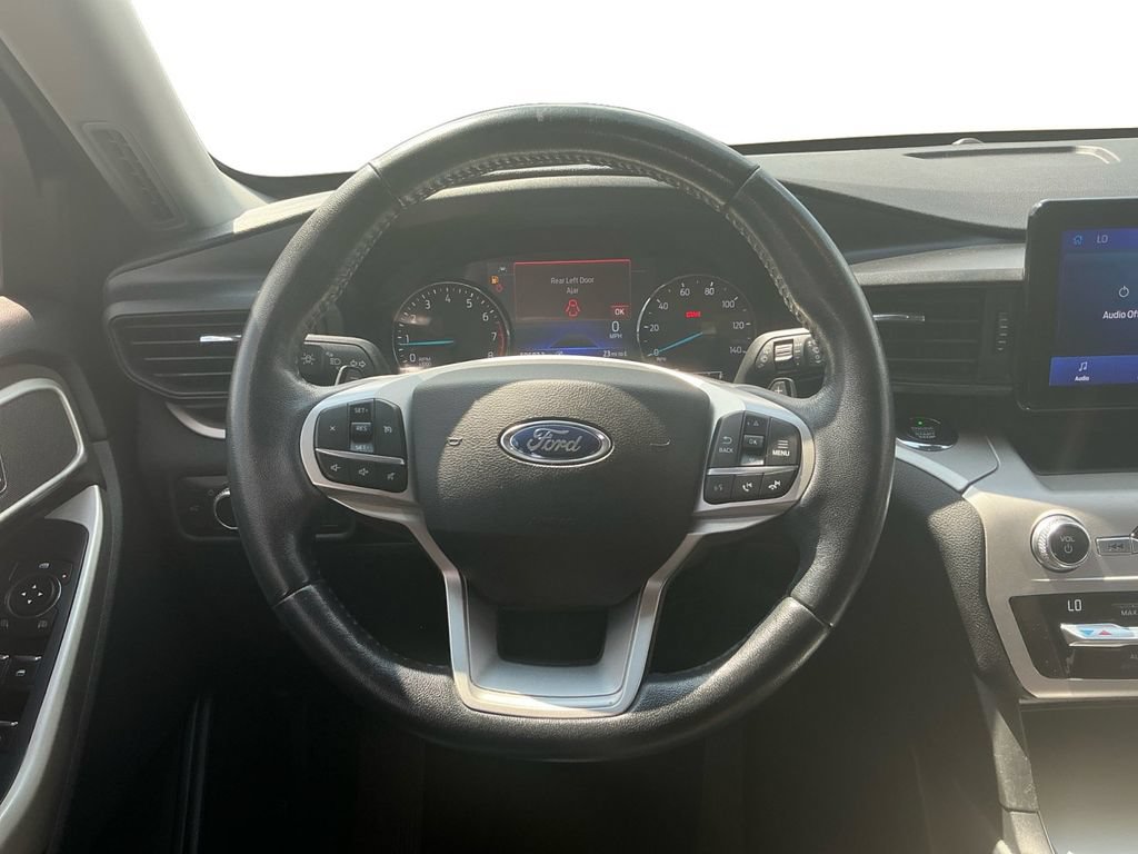 Certified 2020 Ford Explorer XLT RWD image 18