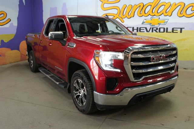 Used 2021 GMC Sierra 1500 SLE w/ X31 Off-Road Package AWD/4WD image 4