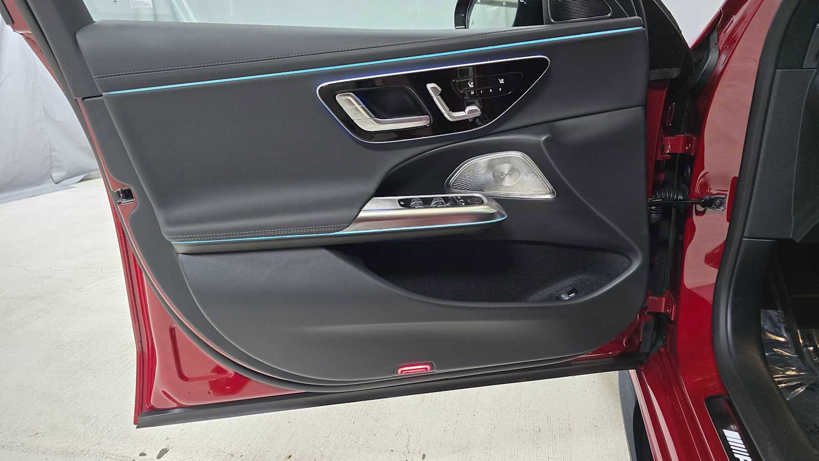 New 2026 Mercedes-Benz E 53 AMG 4MATIC Sedan image 23