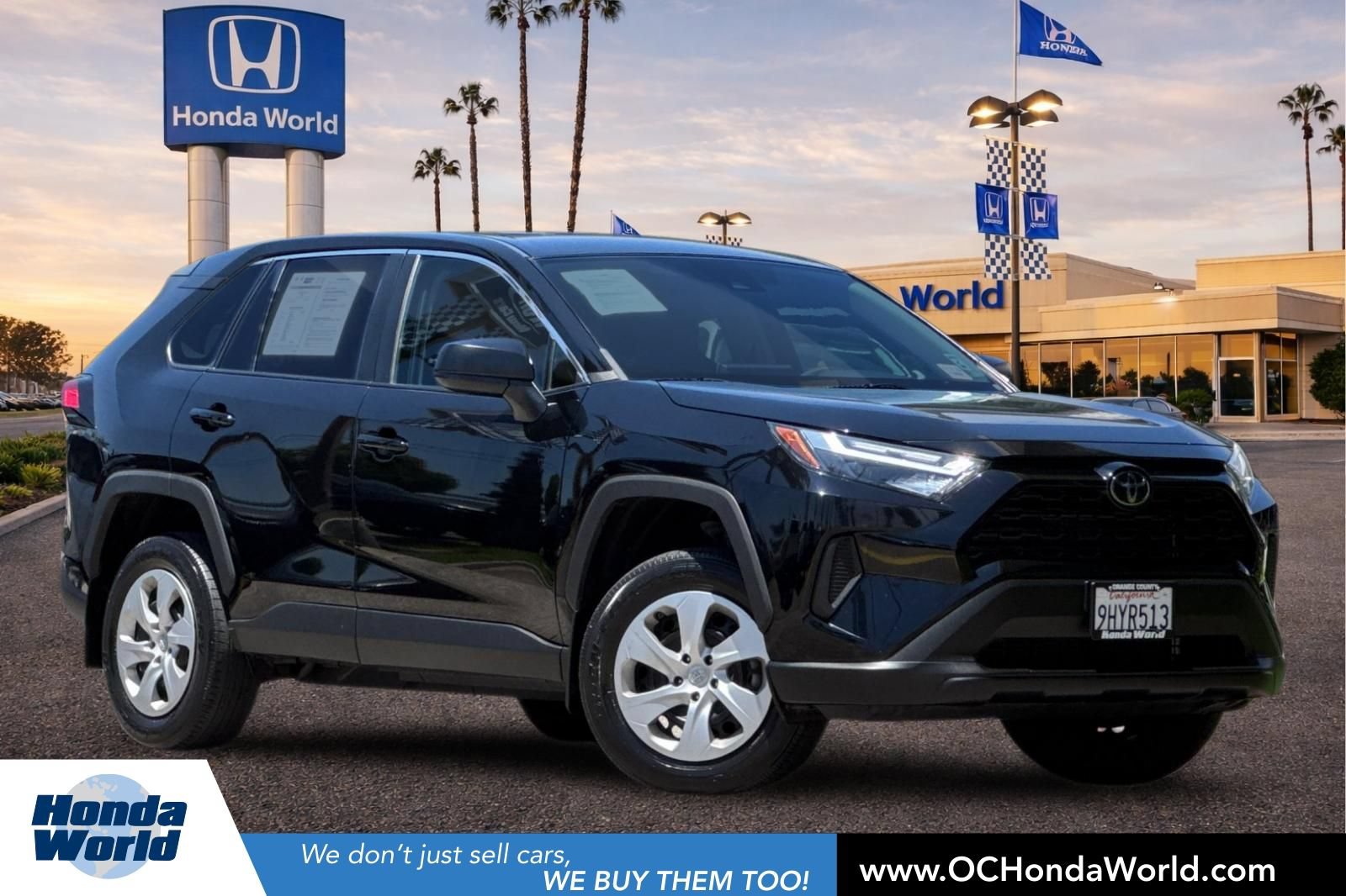 Used 2023 Toyota RAV4 LE FWD image 1