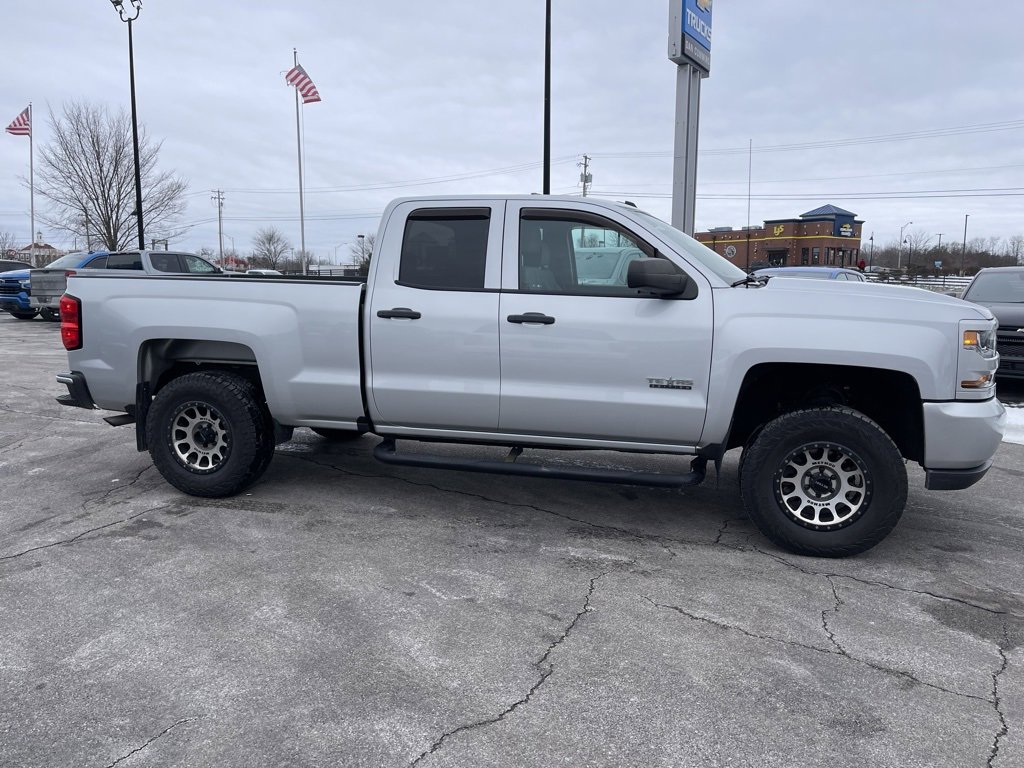 Used 2018 Chevrolet Silverado 1500 Custom w/ Texas Edition image 4