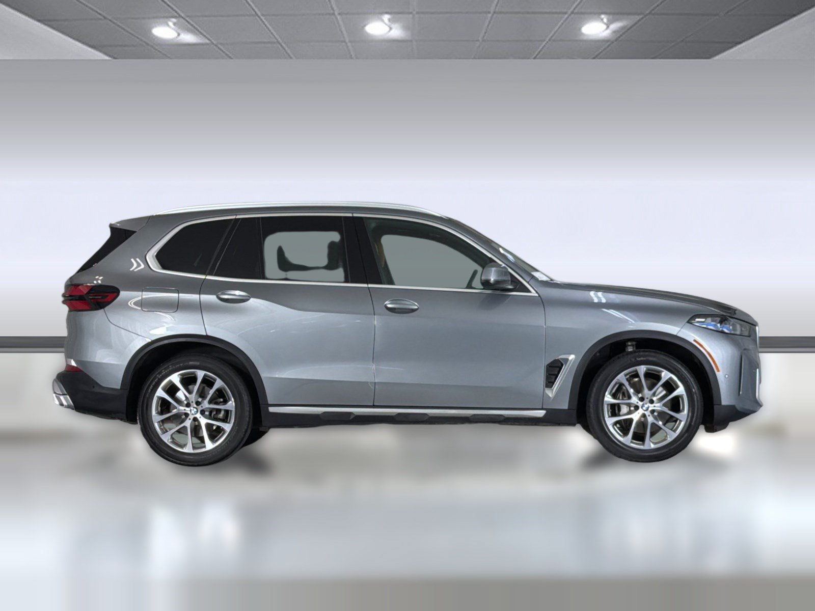 Used 2024 BMW X5 sDrive40i w/ Premium Package RWD image 8