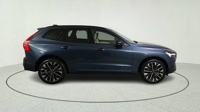 New 2026 Volvo XC60 B5 Ultra w/ Climate Package AWD/4WD image 8