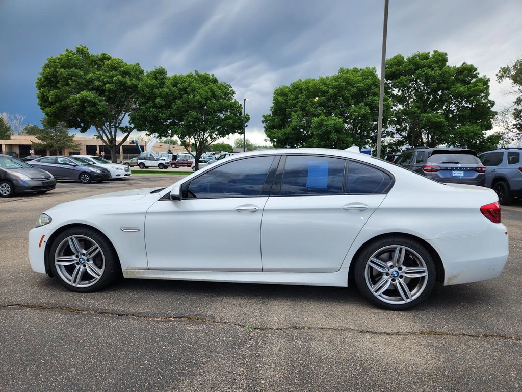 Used 2016 BMW 550i xDrive Sedan AWD/4WD image 4