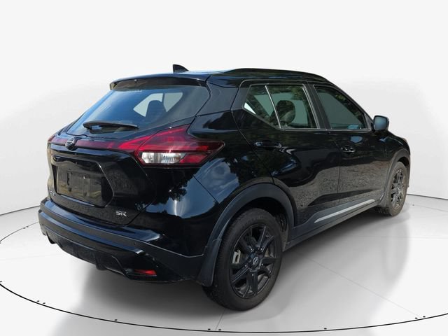Used 2023 Nissan Kicks SR w/ Interior Electronics Package FWD image 6