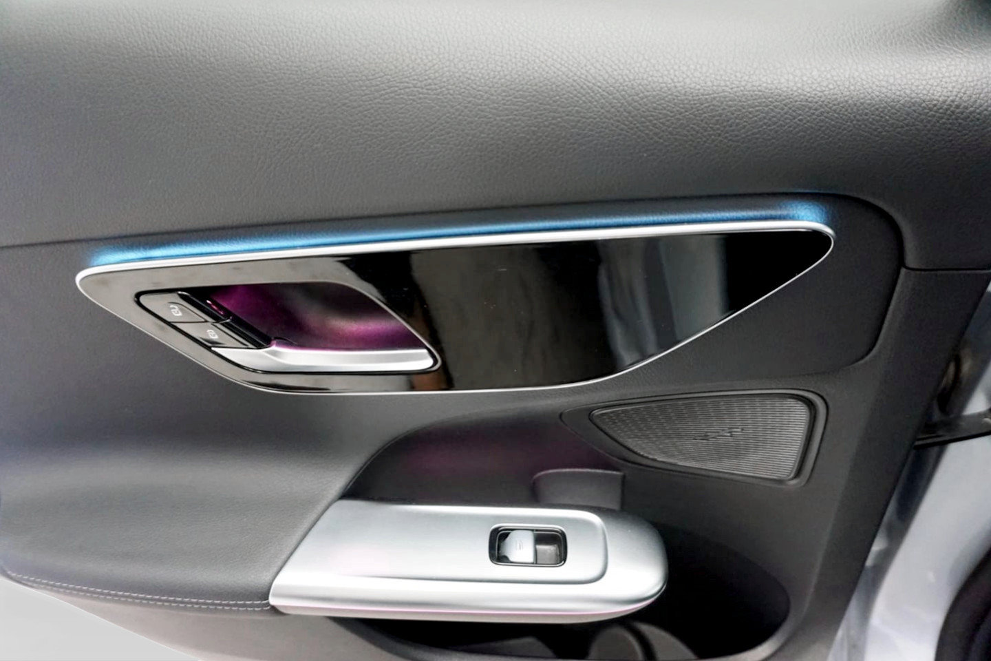 Used 2023 Mercedes-Benz C 300 Sedan image 20