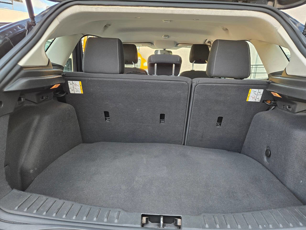 Used 2012 Ford Focus SE image 28