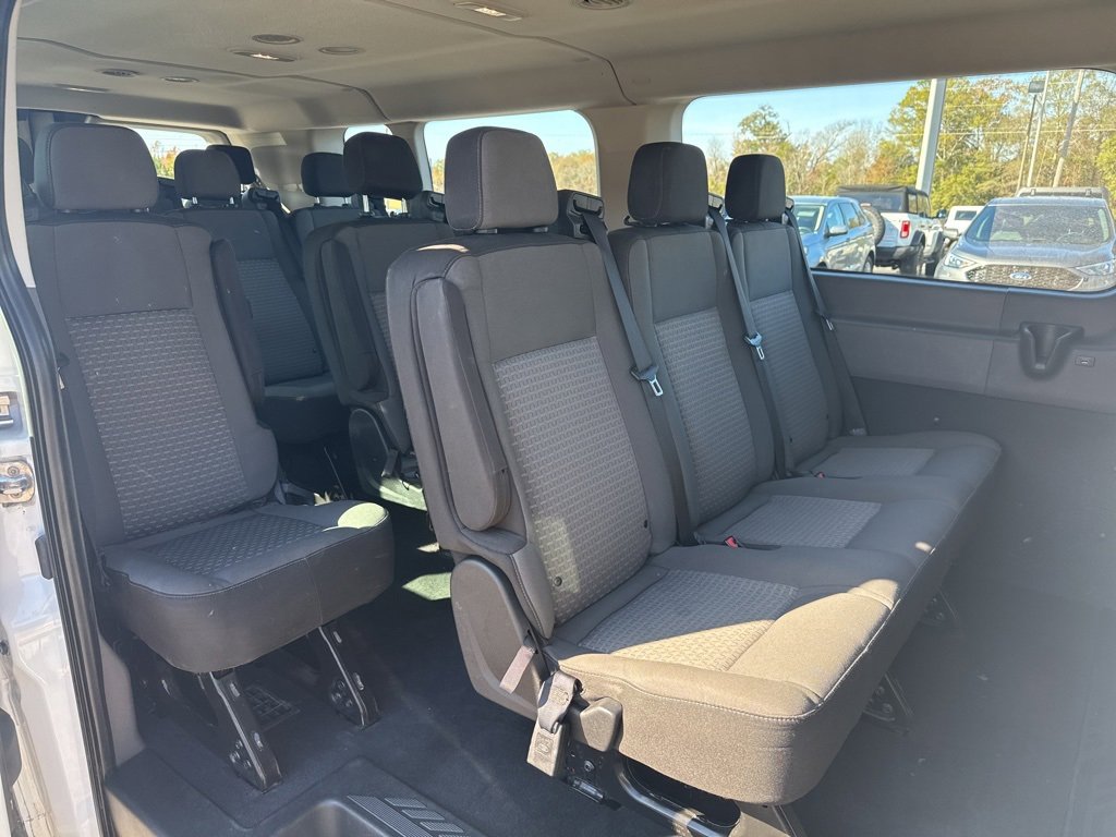 Used 2023 Ford Transit 350 XLT image 10