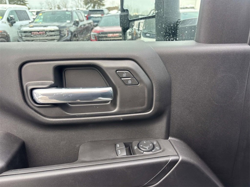 New 2026 GMC Sierra 3500 Pro w/ Convenience Package image 5