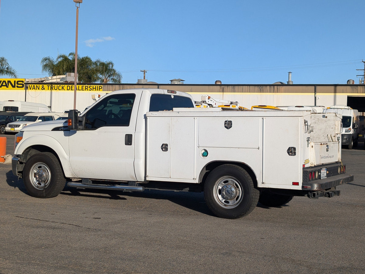 Used 2012 Ford F250 XL w/ PWR Equipment Group image 5
