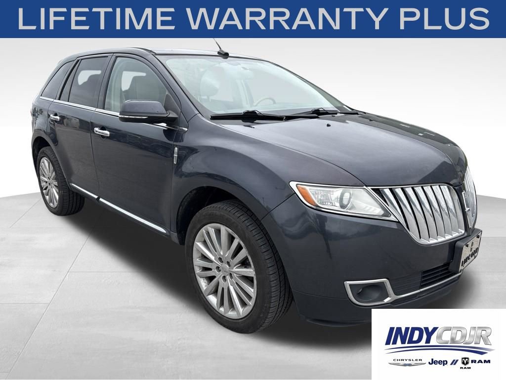 Used 2014 Lincoln MKX FWD w/ Equipment Group 102A image 3