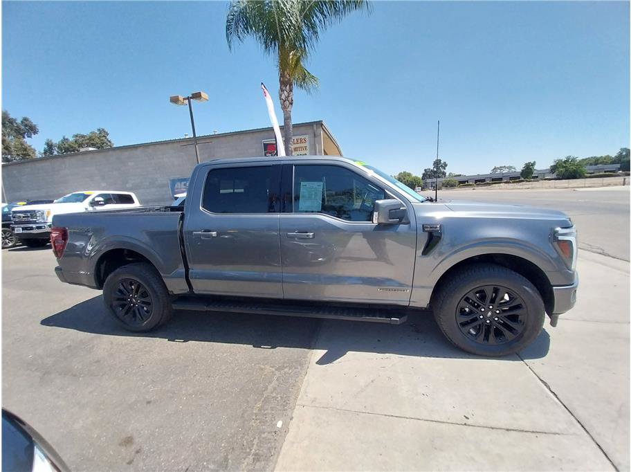Used 2025 Ford F150 Lariat w/ Equipment Group 501A Mid AWD/4WD image 4