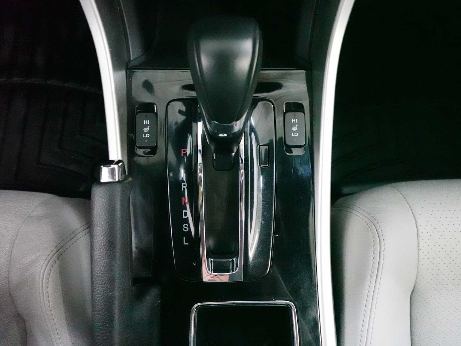 Certified 2017 Honda Accord EX-L image 22