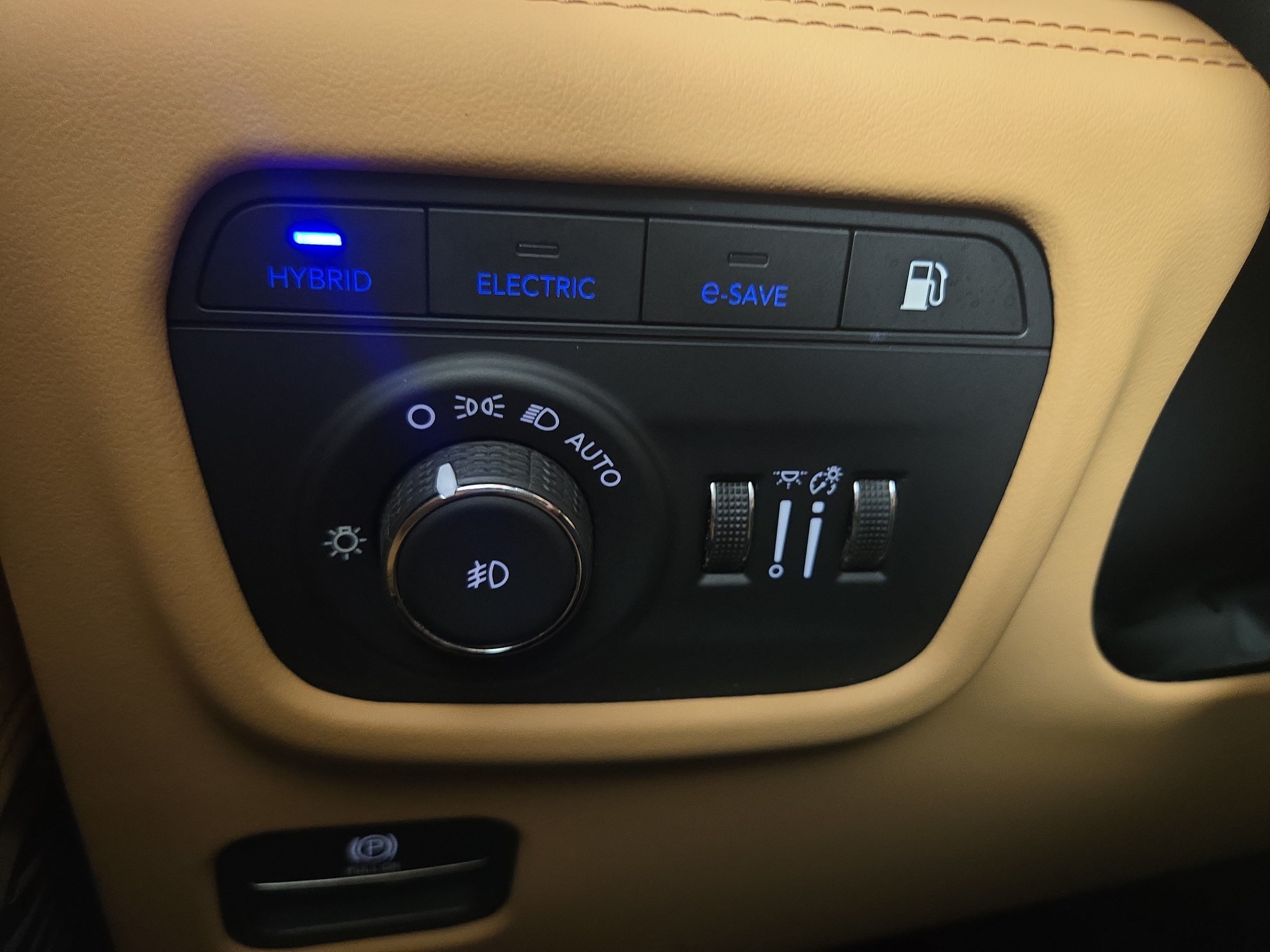 Certified 2023 Jeep Grand Cherokee Summit AWD/4WD image 27