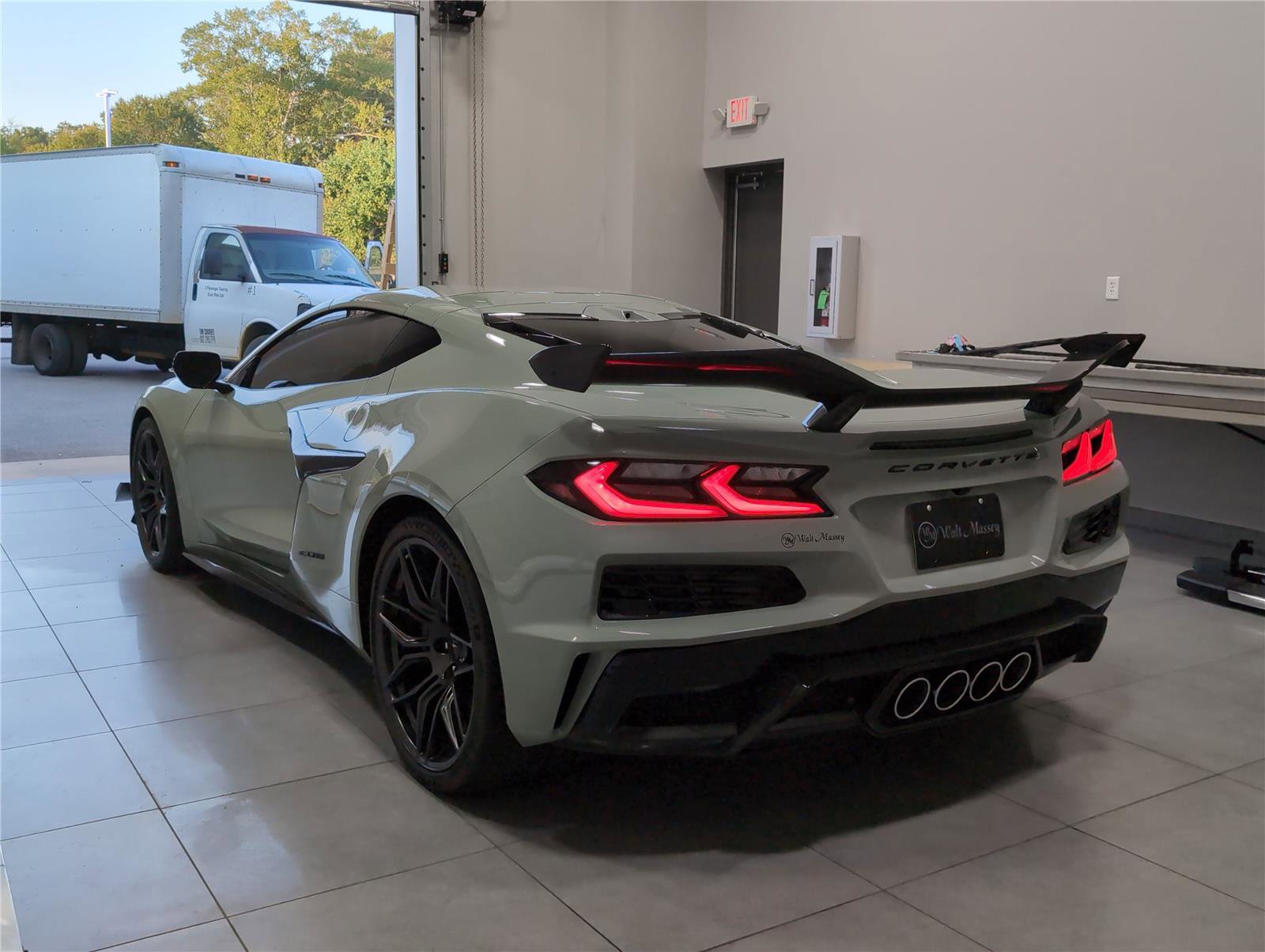 Used 2024 Chevrolet Corvette Z06 w/ Z07 Performance Package image 2