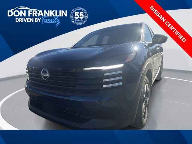 Certified 2025 Nissan Kicks SV AWD/4WD image 1