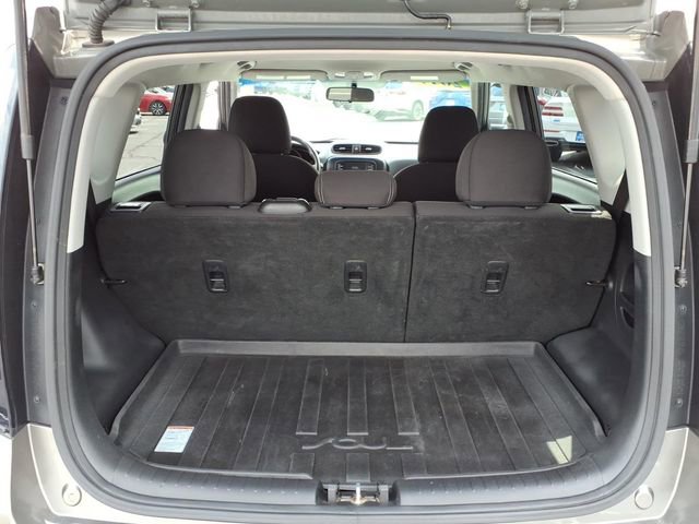 Used 2017 Kia Soul w/ Convenience Package FWD image 10