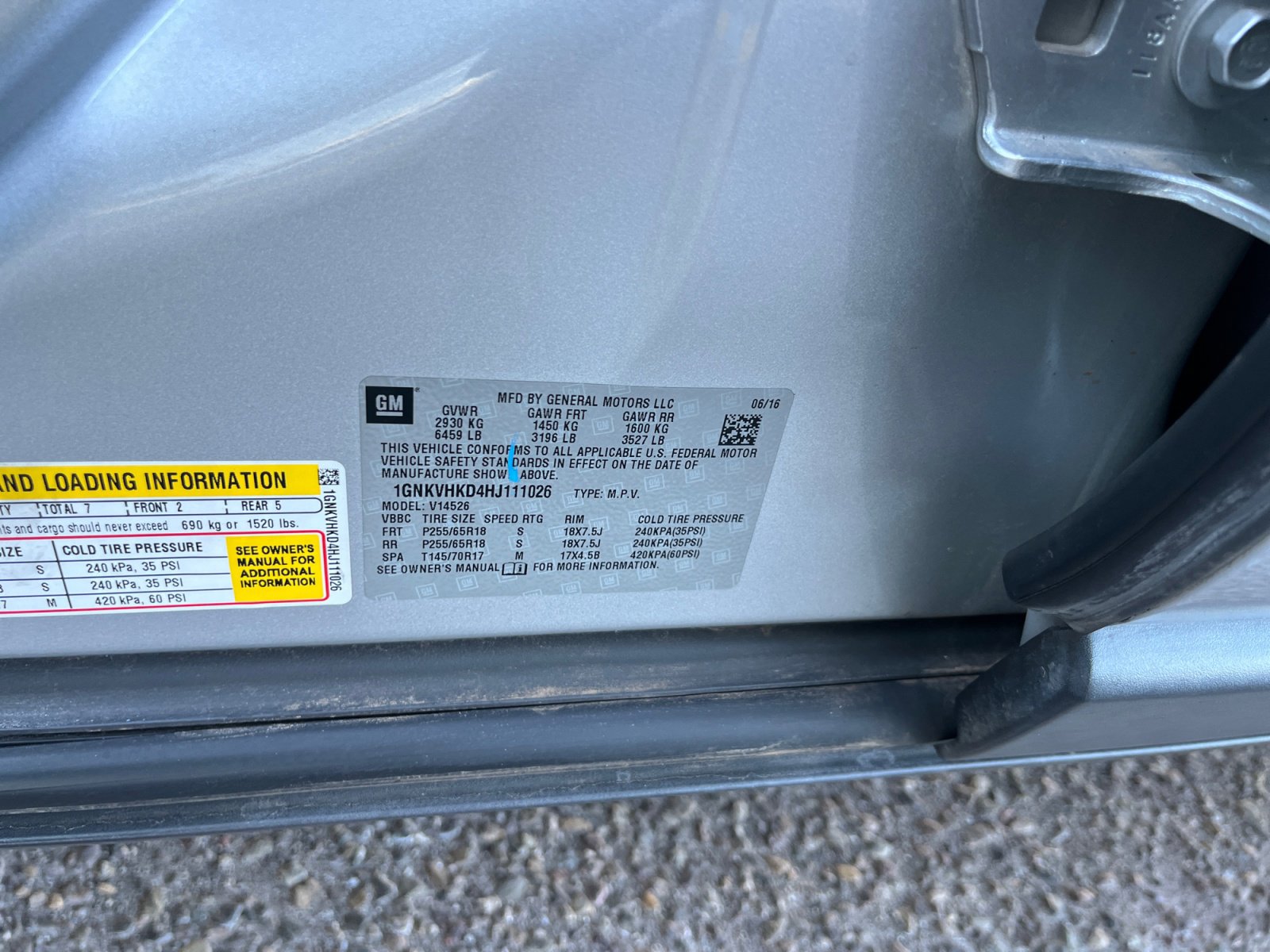 Used 2017 Chevrolet Traverse LT image 25