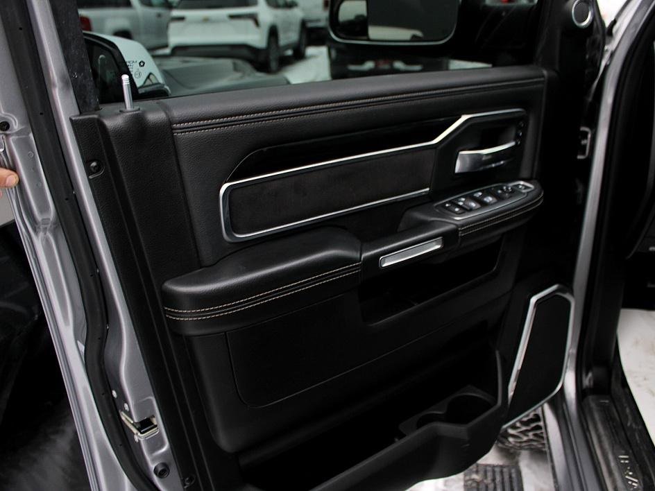 Used 2019 RAM 2500 Laramie image 24