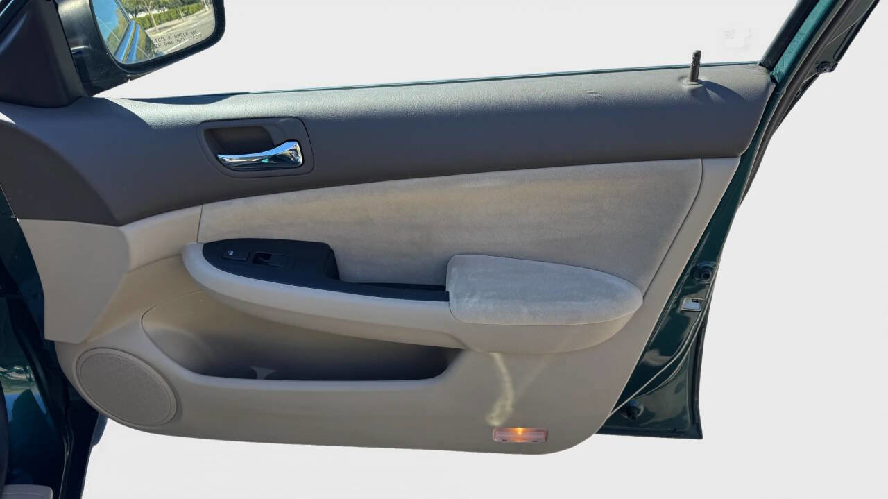 Used 2003 Honda Accord LX image 16