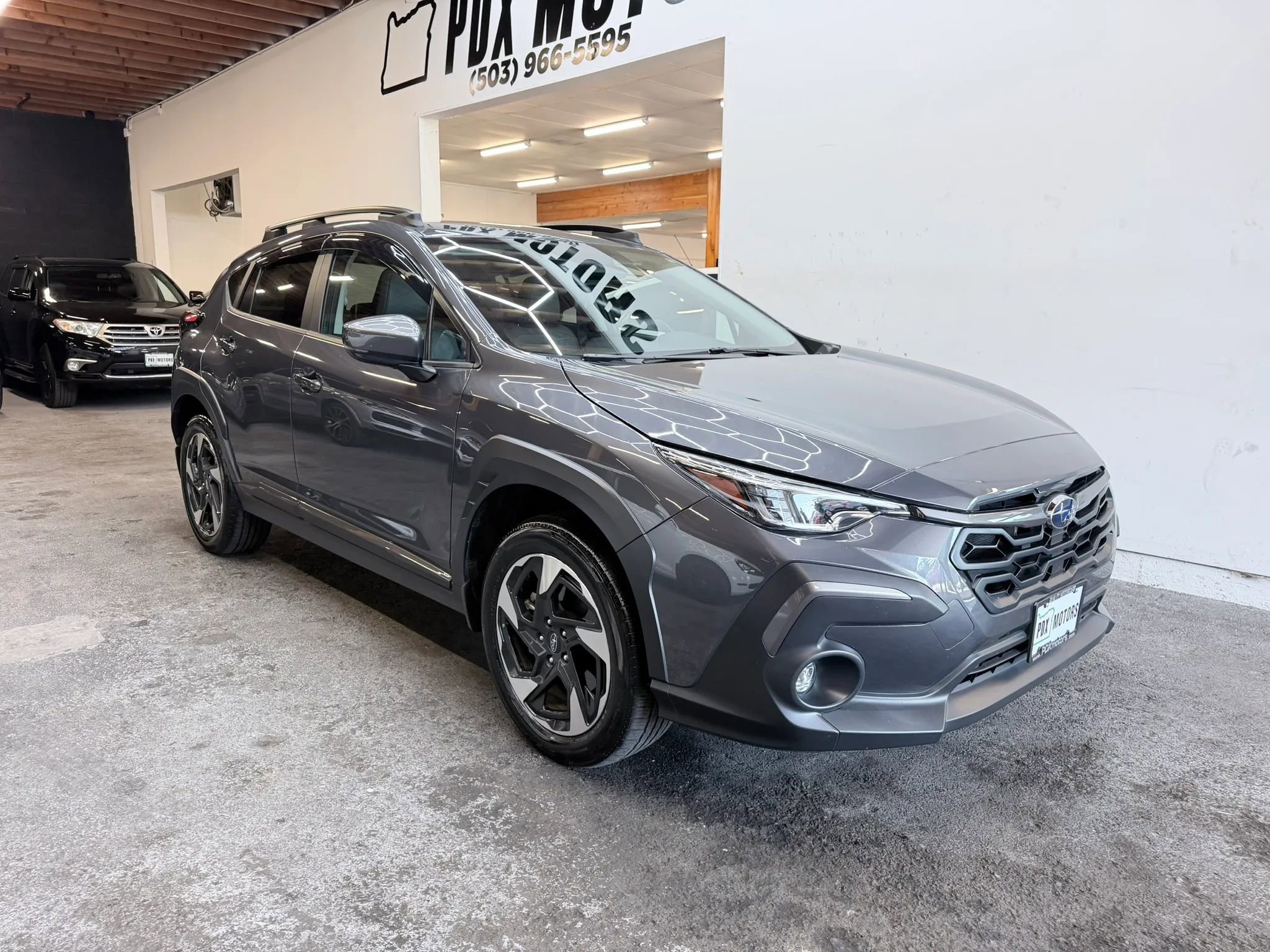 Used 2024 Subaru Crosstrek 2.5i Limited w/ Popular Package #4A AWD/4WD image 2