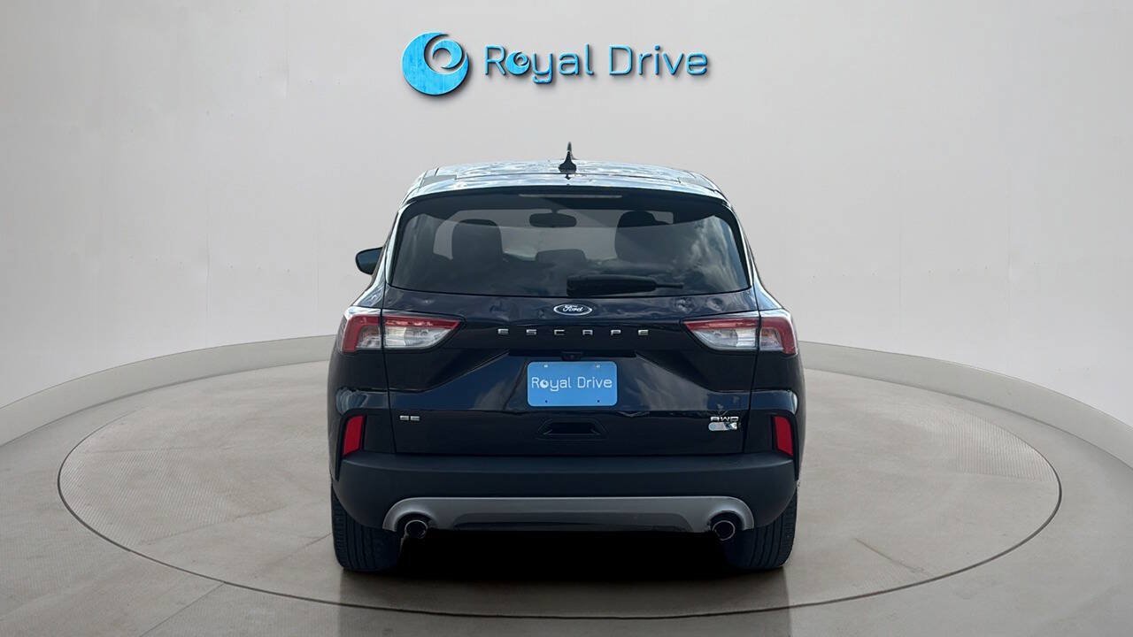 Used 2021 Ford Escape SE w/ Cold Weather Package AWD/4WD image 5