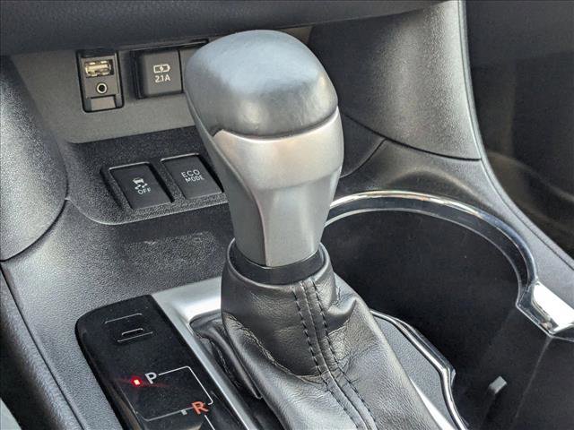 Used 2019 Toyota Highlander Limited Platinum image 12