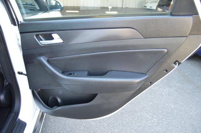 Used 2015 Hyundai Sonata Sport w/ Option Group 03 FWD image 49