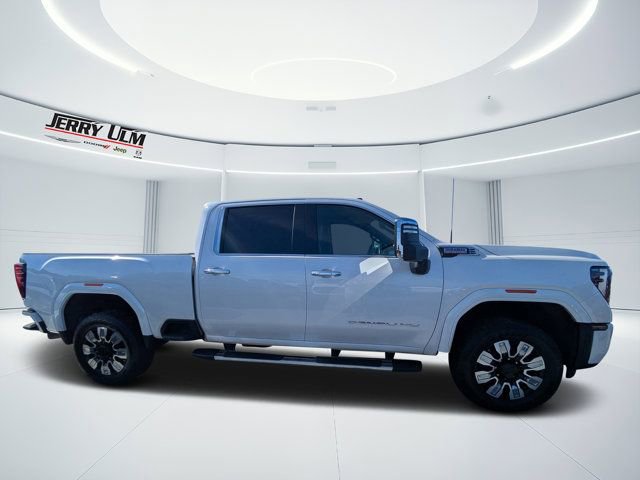 Used 2025 GMC Sierra 3500 Denali w/ Denali Reserve Package AWD/4WD image 2