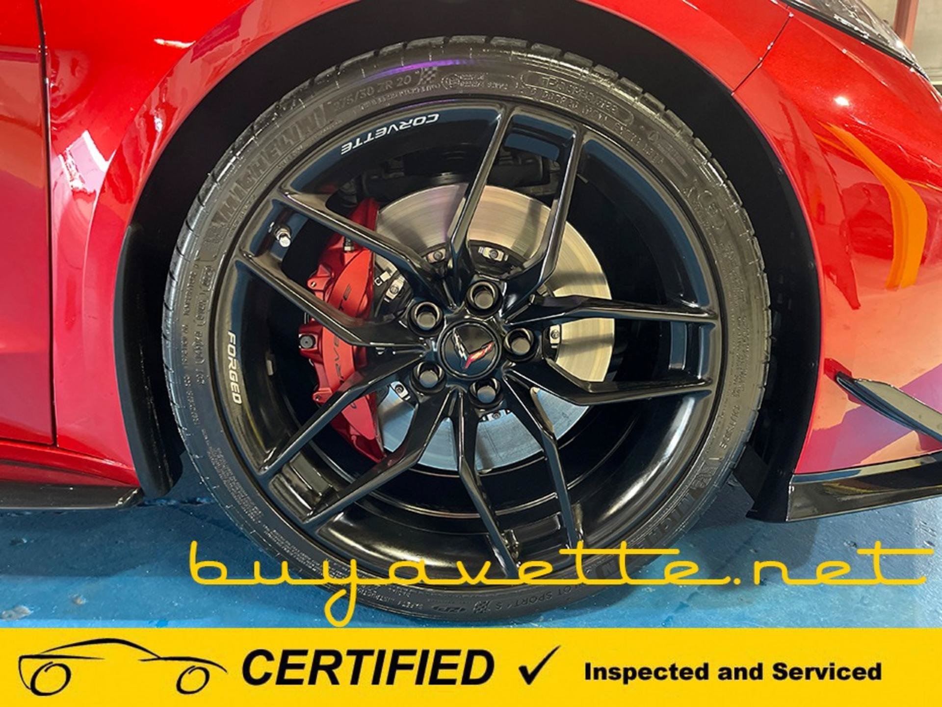 Used 2025 Chevrolet Corvette Z06 w/ Stealth Interior Trim Package RWD image 11